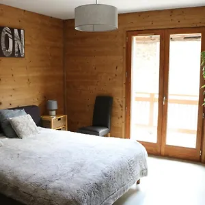 Maison De Village Au Pied Des 3 Vallées Hébergement de vacances